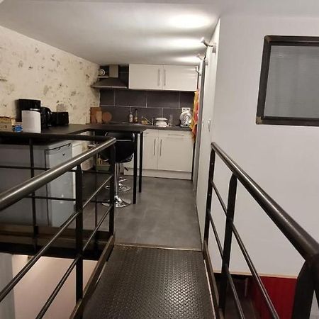 Charming Studio In The Heart Of Avignon Bagian luar foto