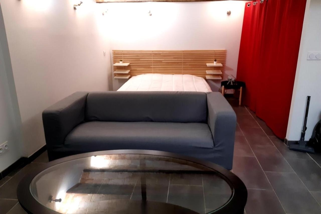 Charming Studio In The Heart Of Avignon Bagian luar foto